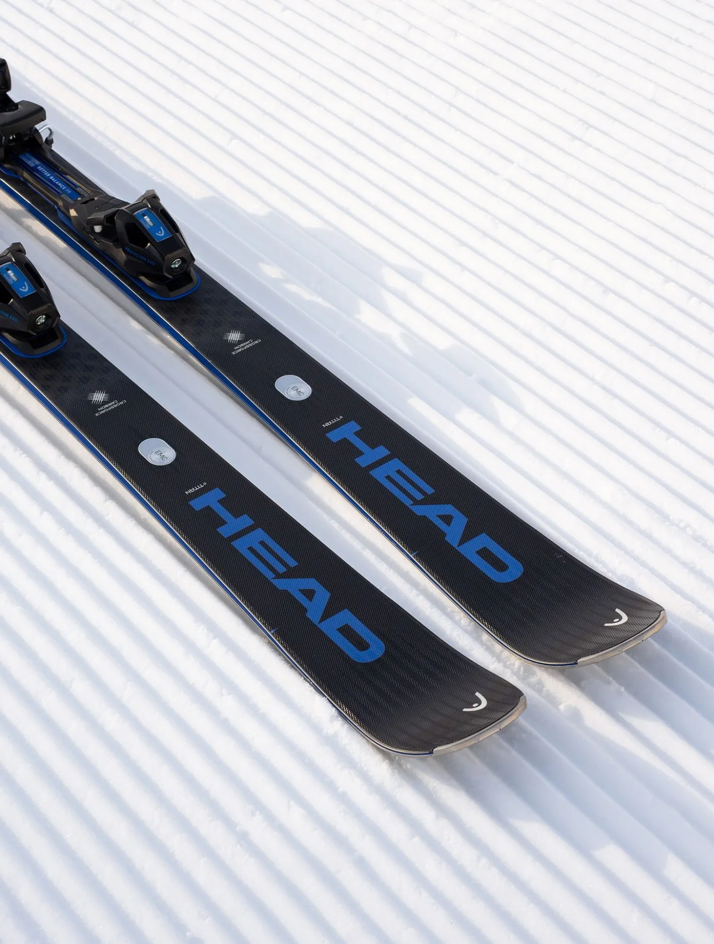 Supershape E-Titan SW + Protector Evo PR 13 GW ski's unisex