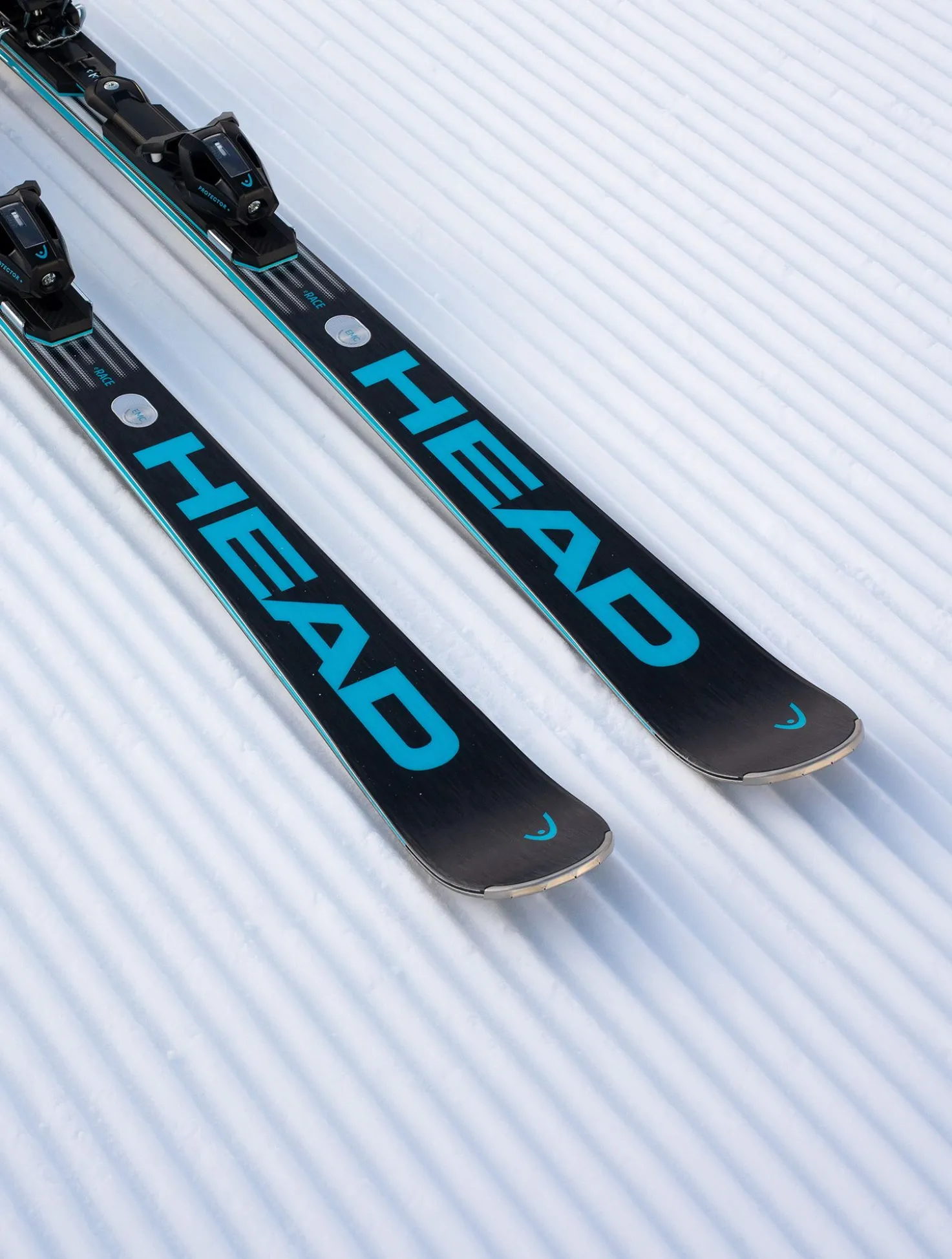 WC Rebels E-Race RP + FF 14 GW ski's unisex